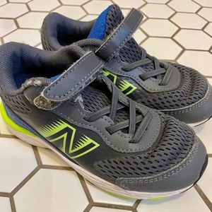 Toddler New Balance Sneakers Size 9.5T